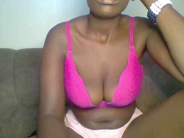 bustybliss webcam