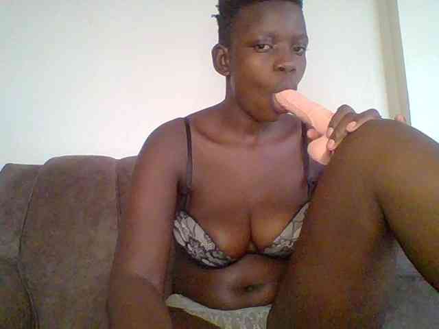 bustybliss webcam