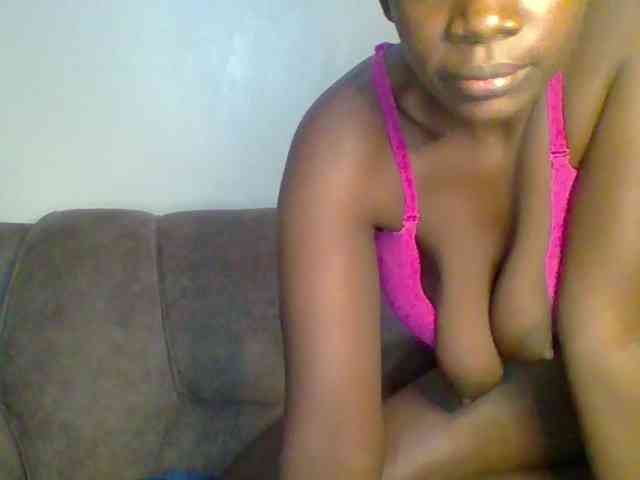 bustybliss webcam