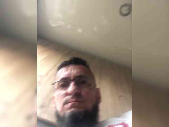 BernardLuck Live Webcam on BongaCams