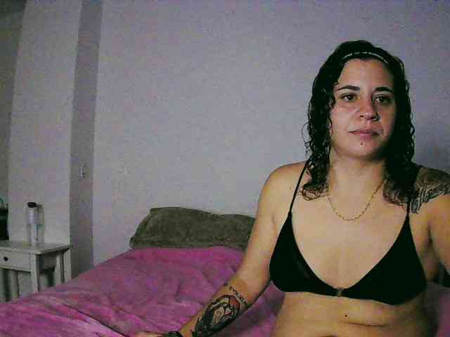 LadysG webcam