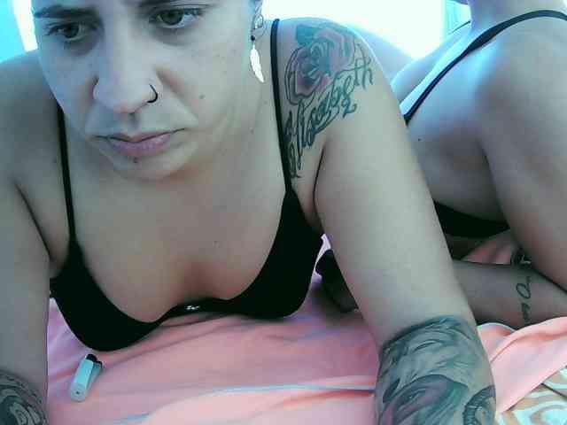 LadysG webcam