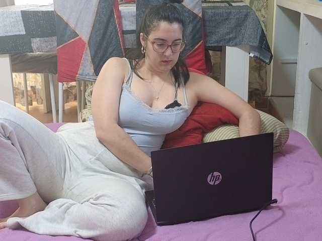 Eljosipe's BongaCams show and profile