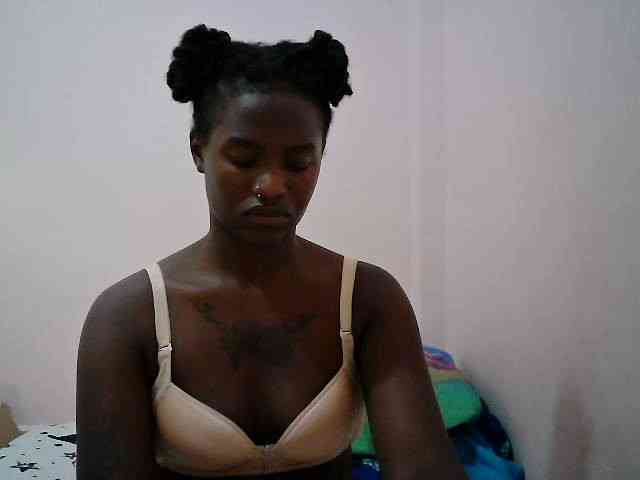 lamensha Live Webcam on BongaCams