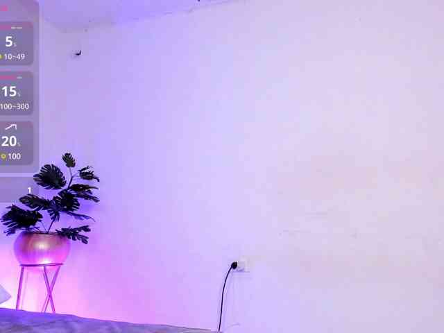 sasha-yaklove999 webcam