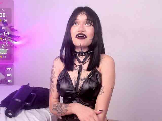 sasha-yaklove999 webcam