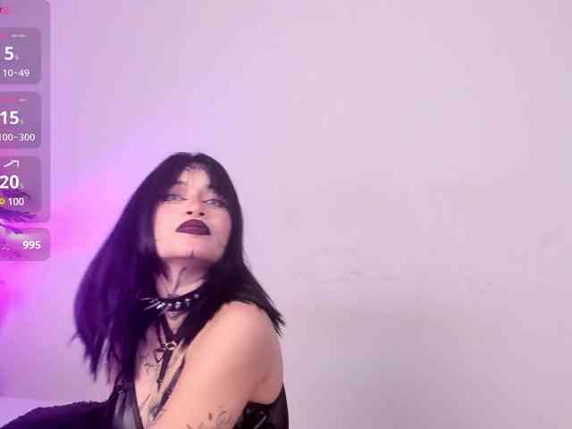 sasha-yaklove999 webcam