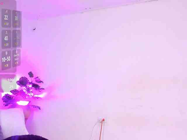 sasha-yaklove999 webcam