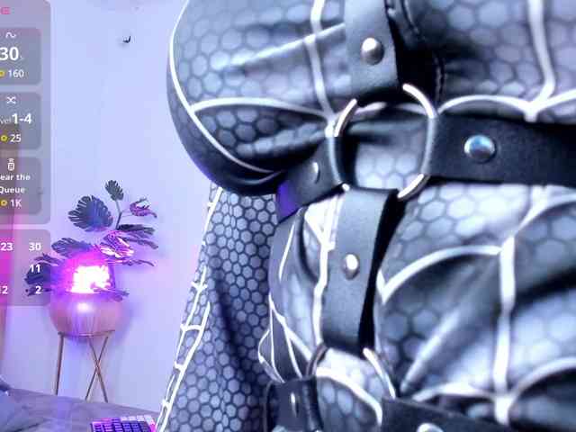 sasha-yaklove999 webcam