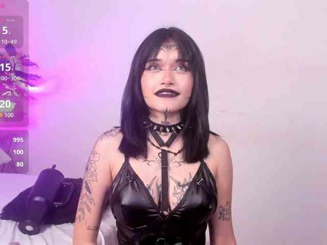 sasha-yaklove999 webcam