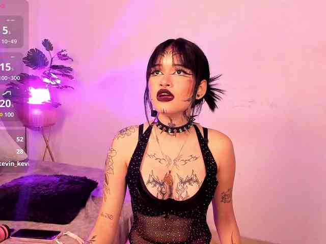 sasha-yaklove999 webcam