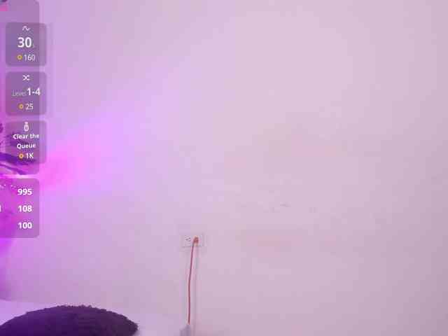 sasha-yaklove999 webcam