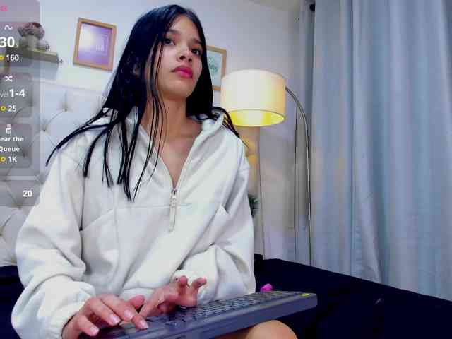 lauralopeez webcam