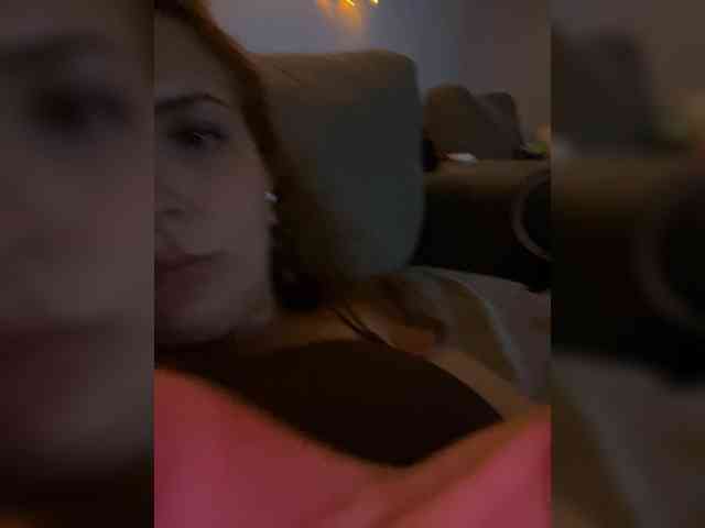 MissMilkMony webcam