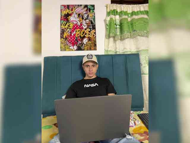 MasterWallet Live Webcam on BongaCams