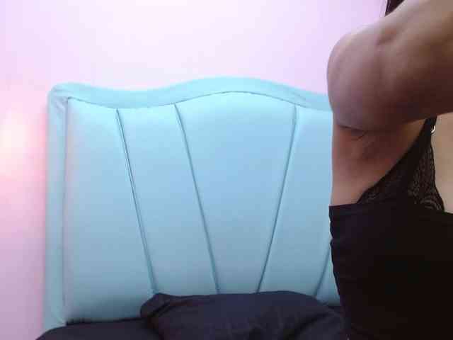 lunapetite18 webcam