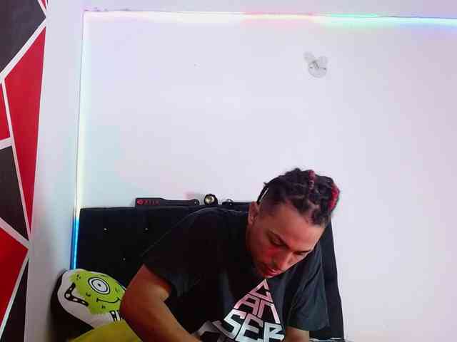 LilithandMarcusBlain webcam