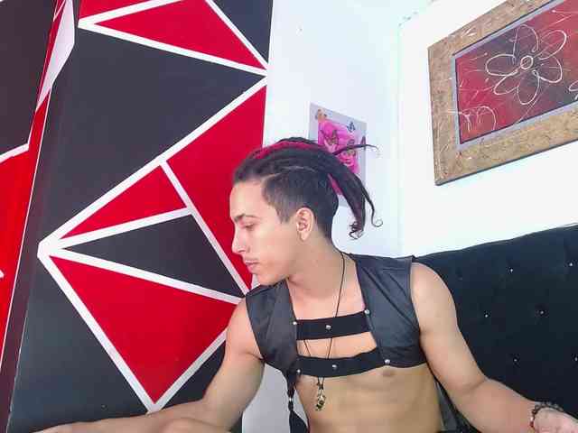 LilithandMarcusBlain webcam