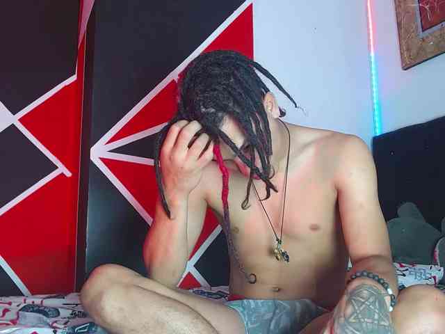 LilithandMarcusBlain webcam