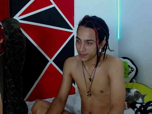 LilithandMarcusBlain webcam