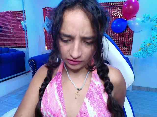 zoe-jonexs webcam