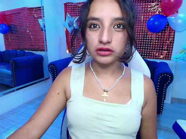 zoe-jonexs webcam