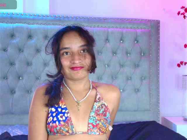 zoe-jonexs webcam