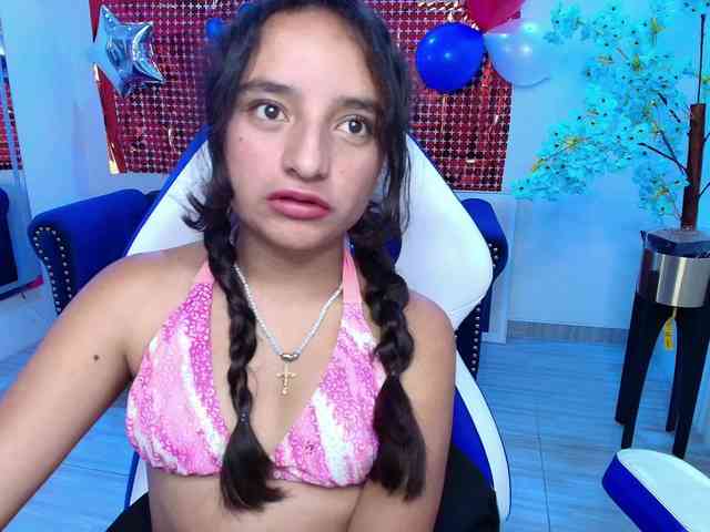 zoe-jonexs webcam