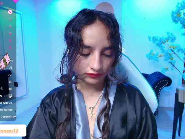 zoe-jonexs webcam