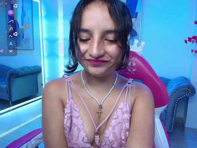 zoe-jonexs webcam