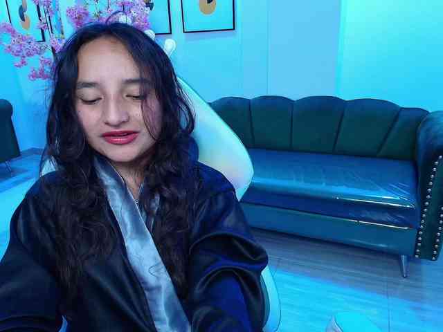 zoe-jonexs webcam