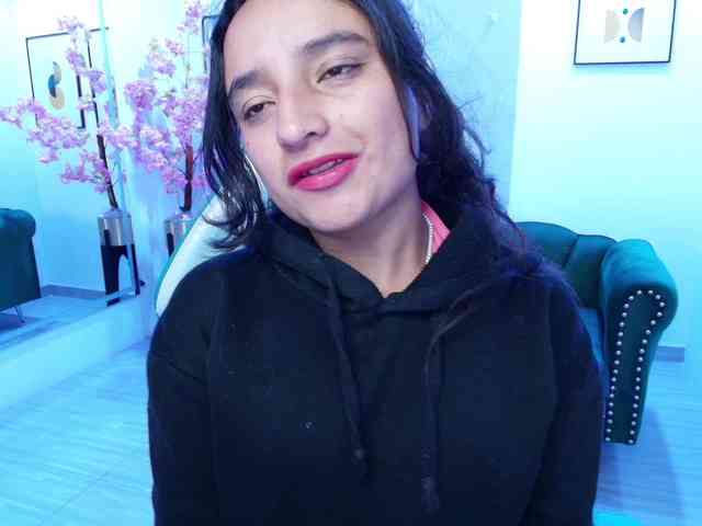 zoe-jonexs webcam