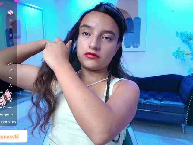 zoe-jonexs webcam
