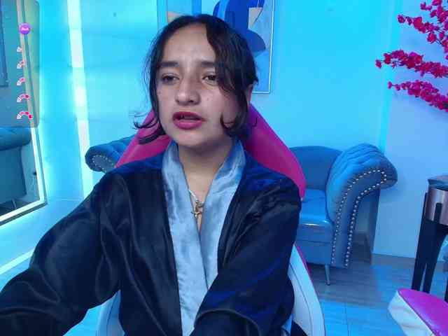 zoe-jonexs webcam