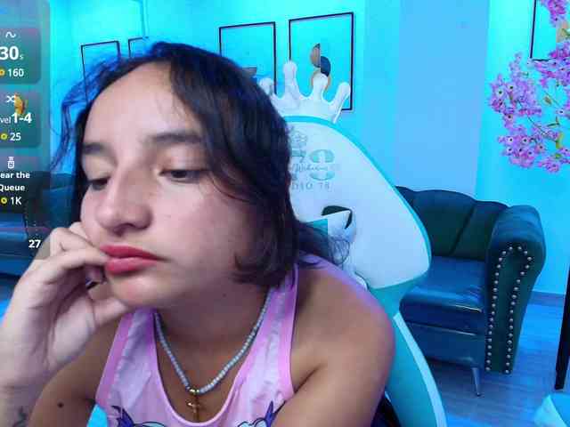 zoe-jonexs webcam