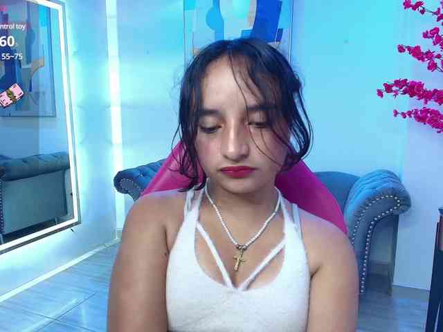 zoe-jonexs webcam