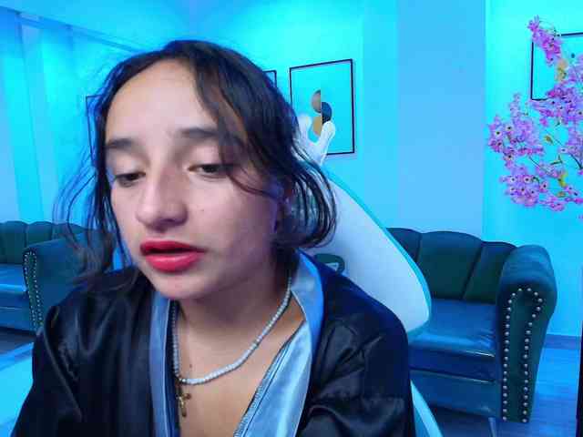 zoe-jonexs webcam