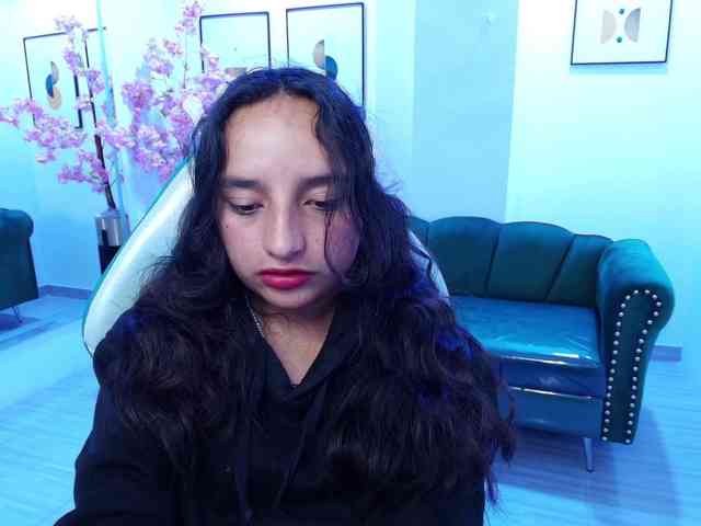zoe-jonexs webcam