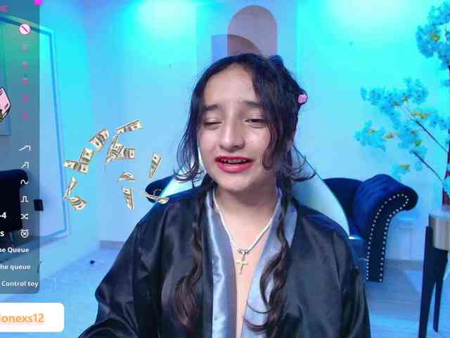 zoe-jonexs webcam