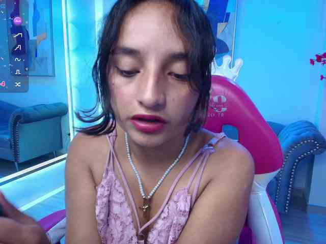 zoe-jonexs webcam
