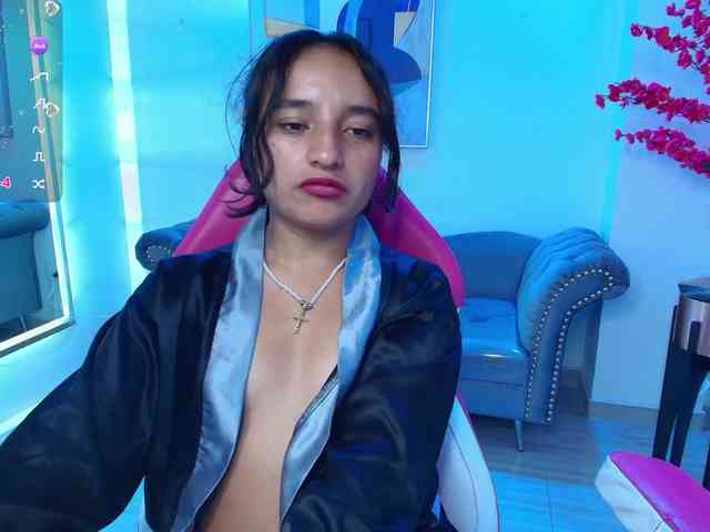 zoe-jonexs webcam
