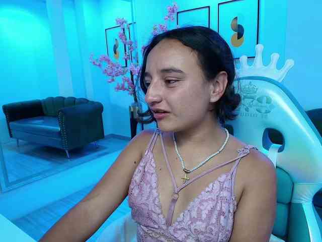 zoe-jonexs webcam