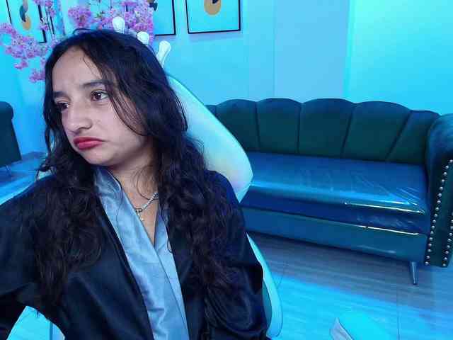zoe-jonexs webcam