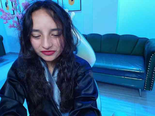 zoe-jonexs webcam