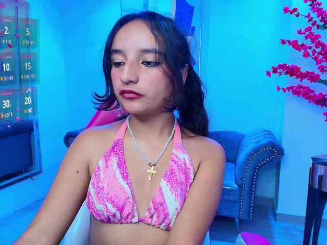 zoe-jonexs webcam