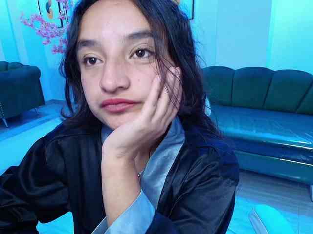 zoe-jonexs webcam
