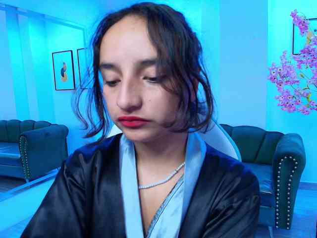 zoe-jonexs webcam