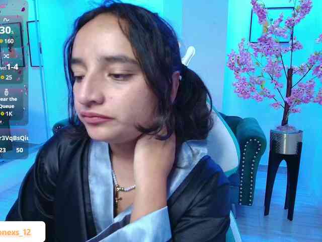 zoe-jonexs webcam
