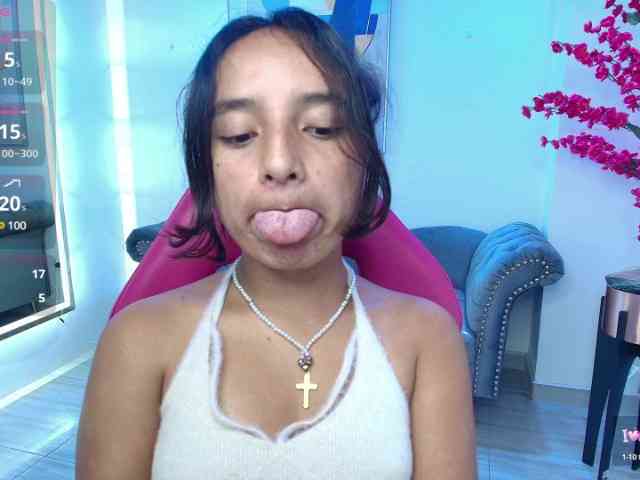 zoe-jonexs webcam