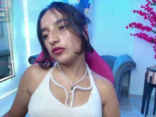 zoe-jonexs webcam